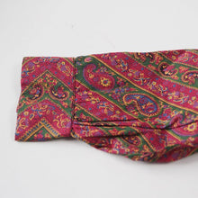 Load image into Gallery viewer, 1960's "HATHAWAY" BUXWELL PRINTS COTTON BOX SHIRT (LARGE)