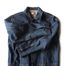 Load image into Gallery viewer, 1970's "LEVI'S" 70505 DENIM JACKET (SIZE 46) MINT CONDITION