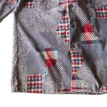 Load image into Gallery viewer, 1950's ~ "DUTCHMAID" CORDUROY HOBO PRINTED BOX SHIRT (15 HALF) MINT CONDITION