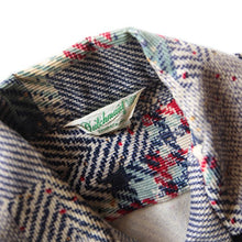 Load image into Gallery viewer, 1950's ~ "DUTCHMAID" CORDUROY HOBO PRINTED BOX SHIRT (15 HALF) MINT CONDITION