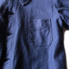 Load image into Gallery viewer, ~ 1940's "LE RETORS" FRENCH MOLE SKIN WORK JACKET WITH V POCKET (MEDIUM) TWO WASH