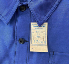 Load image into Gallery viewer, ~ 1940's "LE RETORS" FRENCH MOLE SKIN WORK JACKET WITH V POCKET (MEDIUM) TWO WASH