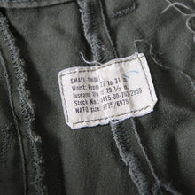 Load image into Gallery viewer, 1970's "USARMY" M-65 FIELD TROUSER (W31 SMALL SHORT) MINT CONDITION
