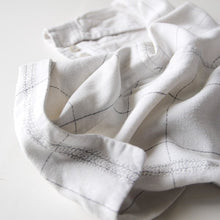 Load image into Gallery viewer, 1950's "McGREGOR" RAYON BOX SHIRT (X-LARGE)