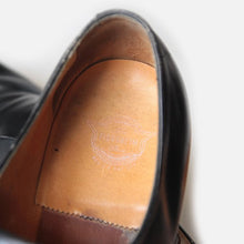 Load image into Gallery viewer, OLD "THE FLORSHEIM" VENETIAN LEATHER SHOES (9 1/2 D)