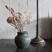 Load image into Gallery viewer, VINTAGE FLOWER BASE