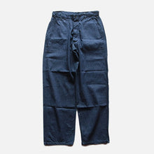 Load image into Gallery viewer, 1940's "USNAVY" DENIM TROUSER WITH BACK STENCIL (W34.5) MINT CONDITION