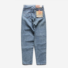Load image into Gallery viewer, NOS 1980's "LEVI'S" 550 TAPARED DENIM PANTS (W31)