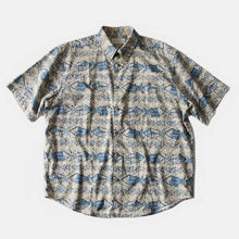 Load image into Gallery viewer, OLD "CROSSINGS" S / S COTTON SHIRT (LARGE)