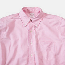 Load image into Gallery viewer, MADE IN USA "BROOKS BROTHERS" OXFORD BDSHIRT (15 MEDIUM) MINT CONDITION