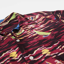 Load image into Gallery viewer, 1950's "MCGREGOR" SURF PRINTED RAYON ALOHA SHIRT (ML)