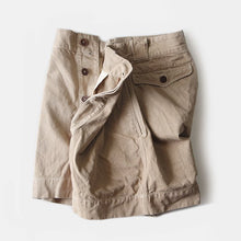 Load image into Gallery viewer, 1950's FRENCH ARMY MILITARY CHINO SHORTS (W31)
