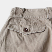 Load image into Gallery viewer, 1950's FRENCH ARMY MILITARY CHINO SHORTS (W31)