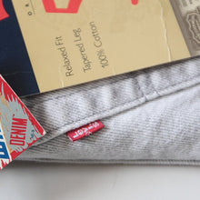 Load image into Gallery viewer, NOS 1980's "LEVI'S" 550 WHITE WASHED DENIM PANTS (W31)
