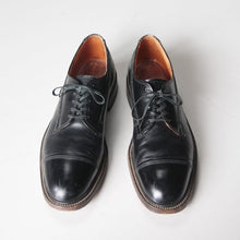 Load image into Gallery viewer, 1940's ~ "MID STATES SHOE CO." STRAIGHT TIP DRESS SHOES (8 HALF)