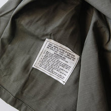 Load image into Gallery viewer, NOS 1960's "USARMY" JUNGLE FATIGUE JACKET RIP STOP (X-LARGE REG)