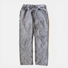 Load image into Gallery viewer, 1990's "LEVI'S" 501 ICE WASH BLACK DENIM PANTS (W32)