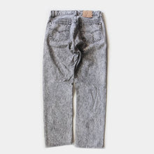 Load image into Gallery viewer, 1990's "LEVI'S" 501 ICE WASH BLACK DENIM PANTS (W32)