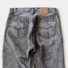 Load image into Gallery viewer, 1990's "LEVI'S" 501 ICE WASH BLACK DENIM PANTS (W32)