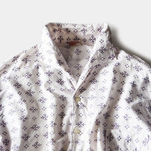 Load image into Gallery viewer, 1960's FRENCH ITALIAN COLLAR COTTON SHIRT (LARGE)