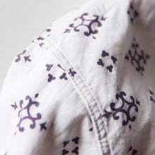 Load image into Gallery viewer, 1960's FRENCH ITALIAN COLLAR COTTON SHIRT (LARGE)