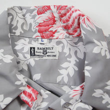 Load image into Gallery viewer, NOS 1950's "BAMBILT" HAWAIIAN S / S SHIRT (LARGE)