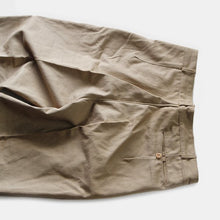 Load image into Gallery viewer, NOS FRENCH ARMY M-52 1ST PATTERN CHINO TROUSER (W34)