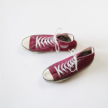 Load image into Gallery viewer, 1990's "CONVERSE" ALL STAR HI CUT (8 HALF) MADE IN USA
