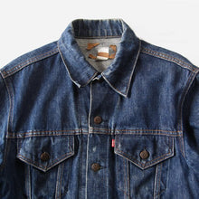 Load image into Gallery viewer, AUTHENTIC "LEVI'S" 70505 DENIM JACKET (LARGE)