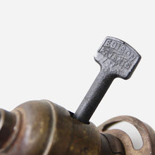 画像をギャラリービューアに読み込む, ANTIQUE ADJUSTABLE BRASS WALL MOUNT LAMP