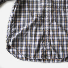 Load image into Gallery viewer, "BROOKS BROTHERS" BAND COLLAR CHECK SHIRTS (LARGE)