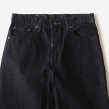 Load image into Gallery viewer, 1990's "LEVI'S" 550 TAPARED BLACK DENIM PANTS (W33) MADE IN USA