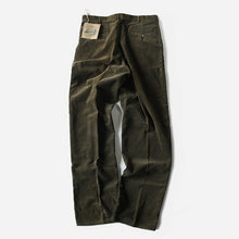Load image into Gallery viewer, NOS "POLO COUNTRY" CORDUROY SLACKS (W36)