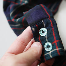 Load image into Gallery viewer, 1960's ABERCROMBIE & FITCH COTTON WOOL SHIRT (15 MEDIUM)