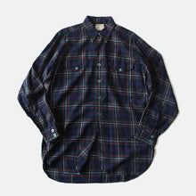 Load image into Gallery viewer, 1960's ABERCROMBIE & FITCH COTTON WOOL SHIRT (15 MEDIUM)