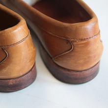 Load image into Gallery viewer, "ALLEN EDMONDS" VANP LEATHER SHOES (9 HALF D)