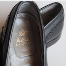 Load image into Gallery viewer, "ALDEN" 611 TASSEL LOAFER (8 HALF D)