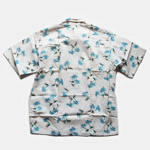 Load image into Gallery viewer, N.O.S 1960's "RANDOMWEAR" COTTON BOX SHIRTS (LARGE)