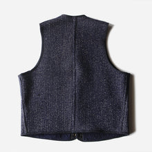 Load image into Gallery viewer, 1950's BROWN'S BEACH WOOL VEST (40) MINT CONDITION