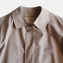 Load image into Gallery viewer, 1970's "Brooks Brothers" Balmacaan Coat (Large)