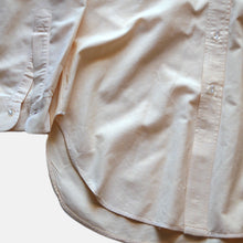 Load image into Gallery viewer, OLD "BROOKS BROTHERS" SIX BUTTON OXFORD B.D SHIRT (15 HALF)
