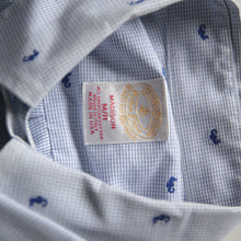 Load image into Gallery viewer, MADE IN USA "BROOKS BROTHERS" B.D COTTON SHIRT (M/R) MINT CONDITION