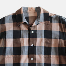 Load image into Gallery viewer, 1960's BLOCK CHECK COTTON BOX SHIRT (MEDIUM)