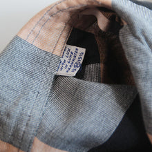 Load image into Gallery viewer, 1960's BLOCK CHECK COTTON BOX SHIRT (MEDIUM)