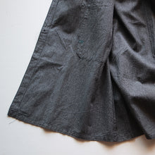 Load image into Gallery viewer, 1950's FRENCH WORK BLACK CHAMBRAY COAT (LARGE) MINT CONDITION