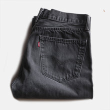 Load image into Gallery viewer, OLD "LEVI'S" 501 BLACK DENIM PANTS (W35 L32)