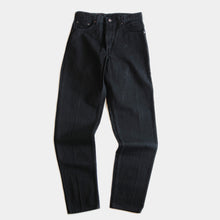 Load image into Gallery viewer, 1990's "LEVI'S" 550 BLACK DENIM PANTS (W33 L34) MADE IN USA