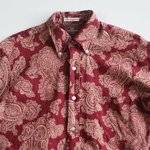 Load image into Gallery viewer, 1960's "VAN HEUSEN" COTTON BD PAISLEY SHIRT (MEDIUM)