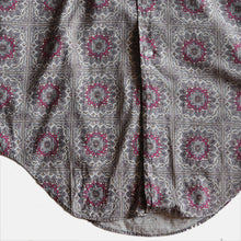 Load image into Gallery viewer, MADE IN USA 1960's "TOWNCRAFT" COTTON L/S SHIRT (MEDIUM)