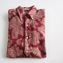 Load image into Gallery viewer, 1960's "VAN HEUSEN" COTTON BD PAISLEY SHIRT (MEDIUM)